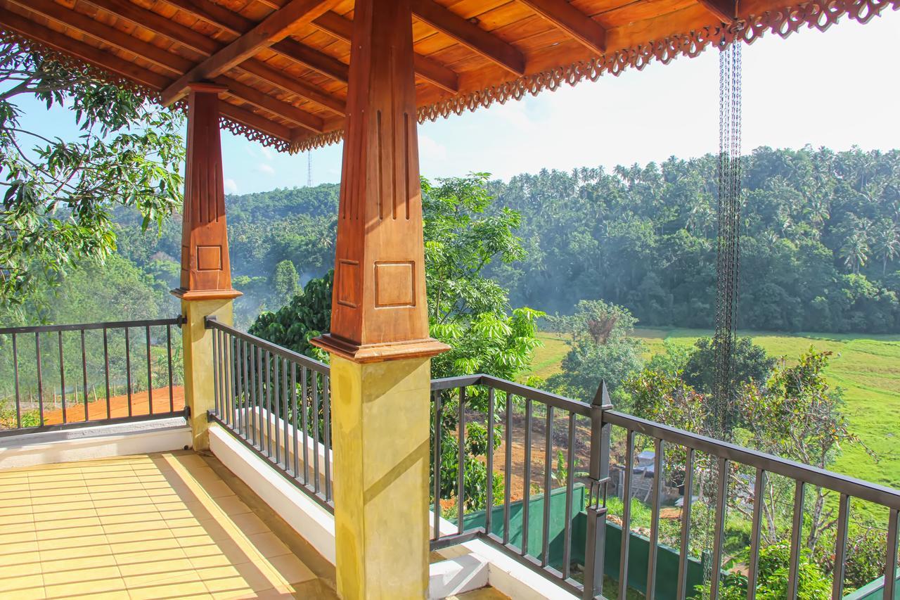 Villa 61 Ambepussa Buitenkant foto