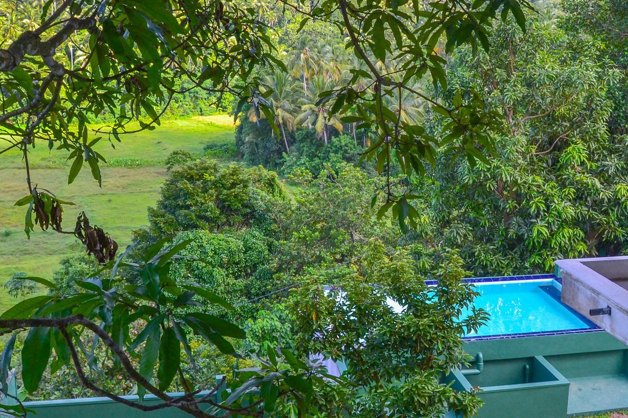 Villa 61 Ambepussa Buitenkant foto